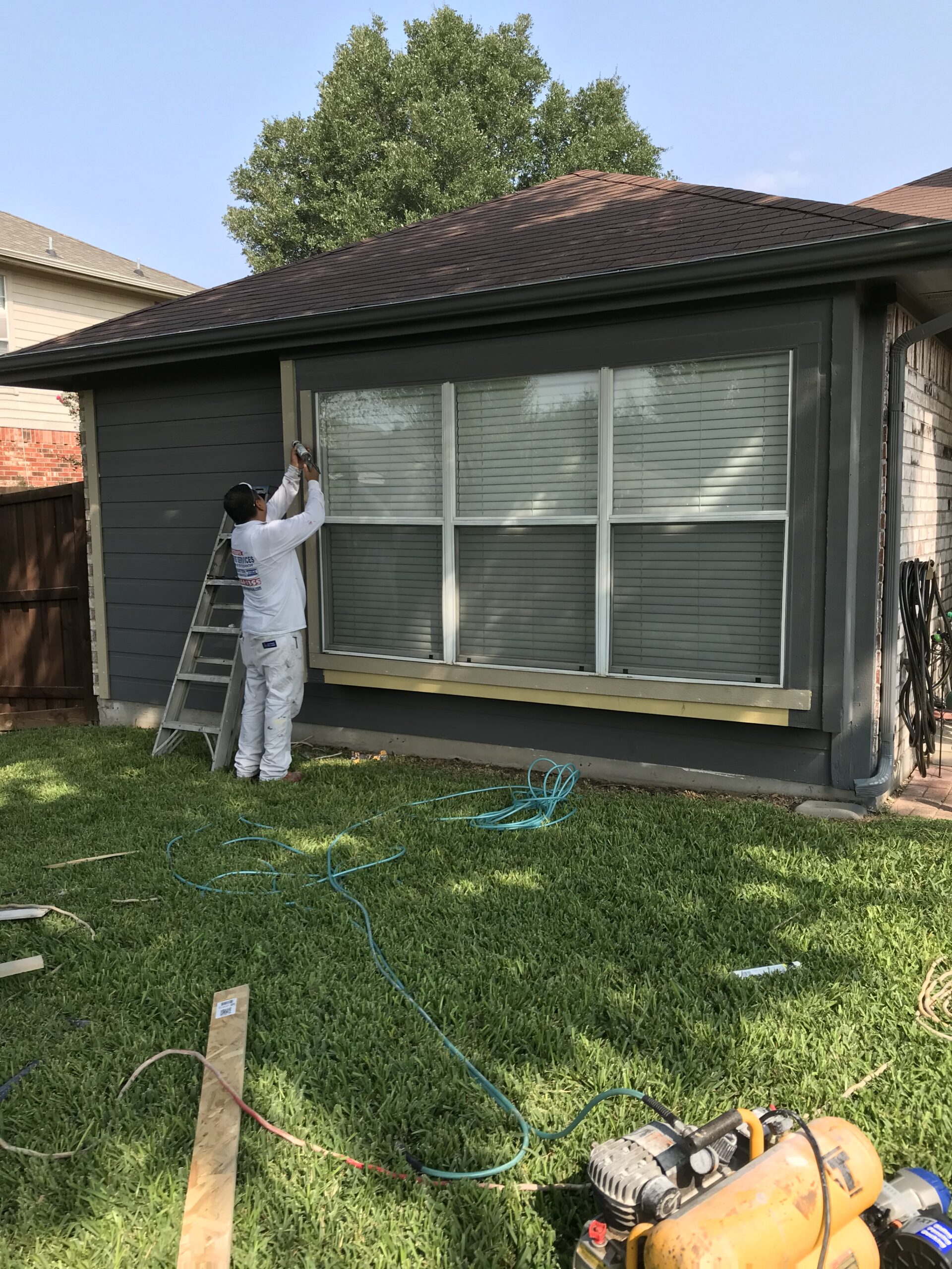 Extrior House Painter Near Me